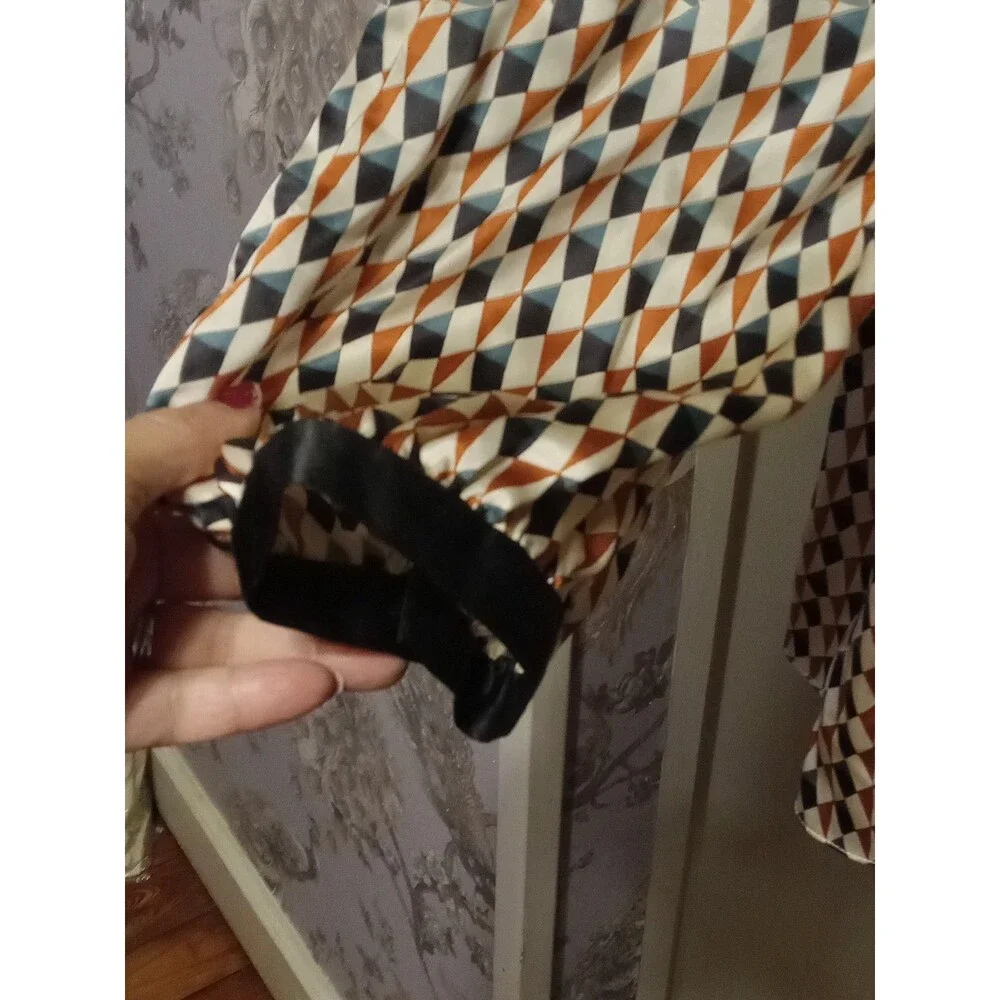 Studio M 100% Silk Blouse Medium - Picture 6 of 11